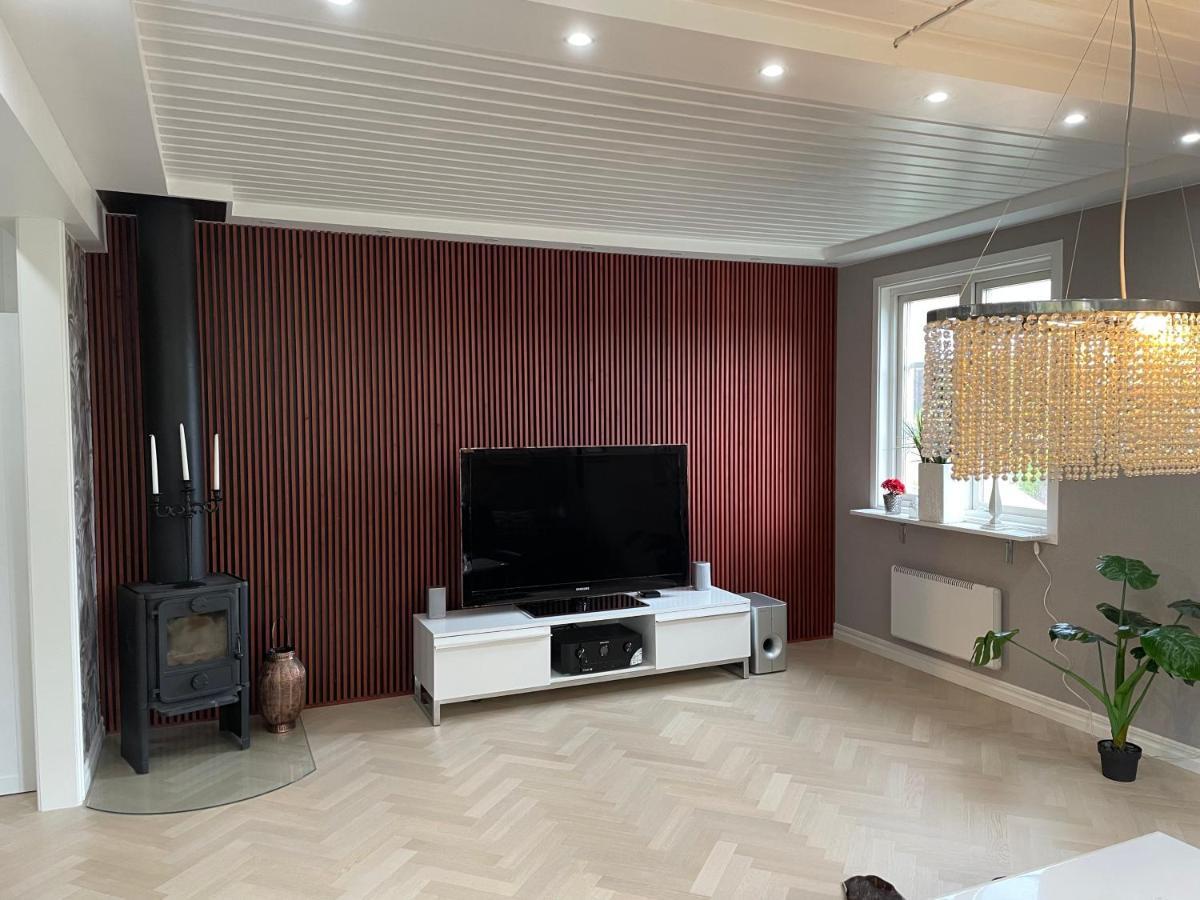 Apartment Uddevalla Bohuslaen Bubbelbad מראה חיצוני תמונה